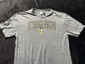 Pittsburgh Penguins Hockey NHL T Shirts Men’s Size Large - Picture 1 of 8