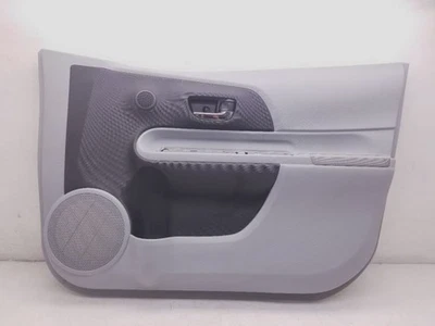 2014 丰田 PRIUS C 乘客侧前门板  — 第 1/4 张图片