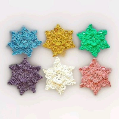 6 Apliques de Estrellas y Flores de Crochet - Colorido 3D Crochet Copos de Nieve Decoración Foto 1 de 4
