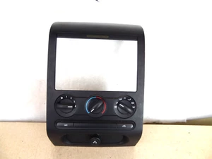 04 05 06 07 08 F-150 Manual Heat AC Control w/bezel, non heat back glass & mir. - Picture 1 of 4