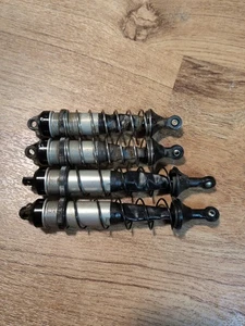 HB-5227 Hot Bodies D8T Evo3 Truggy Stoßdämpfer vorne hinten - Bild 1 von 1