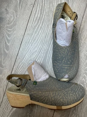 EL NATURALISTA ZOCCOLI IN PELLE E LEGNO, NUOVI, TAGLIA 5 EUR 38 - Immagine 1 di 4