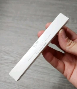 Tinte y textura para cejas marrón medio ICONIC LONDON  - Imagen 1 de 3