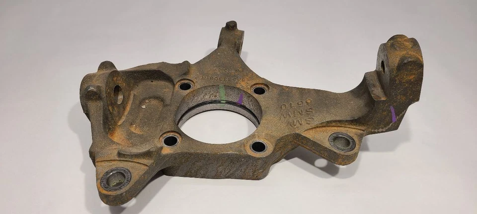 Chevrolet Express 2500 2022 nudillo husillo delantero derecho derecho 84583306 Foto 1 de 4