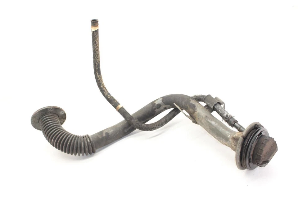 84-86 Nissan 300ZX Z31 Fuel Filler Neck  Foto 1 de 4