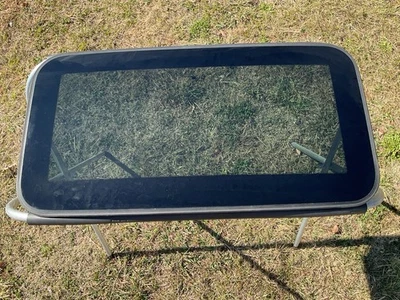 OEM Infiniti G35 2 Door COUPE 2003 2004 2005 2006 2007 Sunroof Glass Only - Image 1 of 4