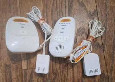 Vtech Baby Monitor Audio Only DM111 BU Yellow &White Pre-owned - Image 1 of 2