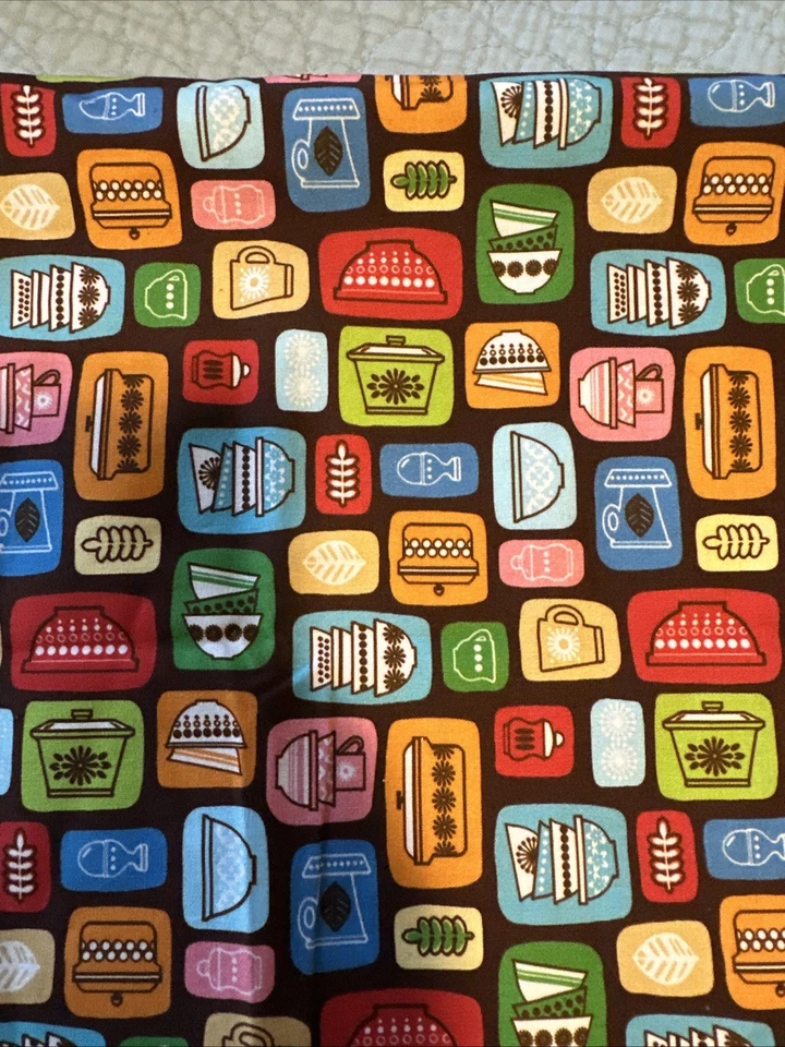 Flea Market Finds Brown Retro Bowls CX9582 Cotton Fabric 1 1/8 Yard.  40x44 - Image 1 of 4