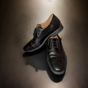Clarks Para hombres Tilden Oxford Talla 11 Negro Cuero Puntera Zapatos de Vestir NUEVO - Imagen 1 de 5