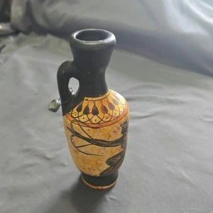 Ancient Greek Goddess Aphrodite Art Pottery Vase No. 162 - Picture 1 of 5