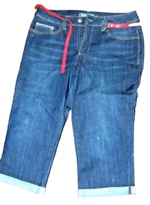 NWT FADED GLORY 14 jeans belted capri style STRETCH blue jeans 14 Brand new - Picture 1 of 4