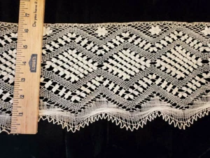 Algodón crudo vintage/antiguo, encaje hecho a mano 2 yardas y 25" - Imagen 1 de 1