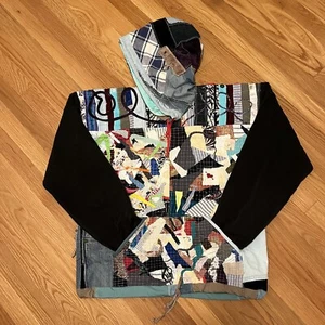 Upcycled Edgy Crazy Hoodie Sweatshirt Patchwork Stoffreste ausgefranst apokalyptisch - Bild 1 von 15