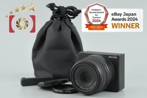 Ricoh GR Lens A12 50mm f/2.5 MACRO for GXR [Excellent] - Picture 1 of 10