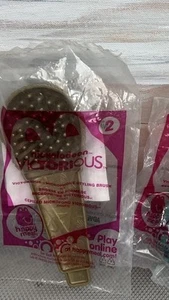 Nickelodeon Victorious McDonalds Toy Microphone Brush #2 From 2012 - Picture 1 of 4