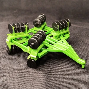 Vtg ERTL John Deere Folding Wing Disk Disc, Green, 1/64 - Picture 1 of 13