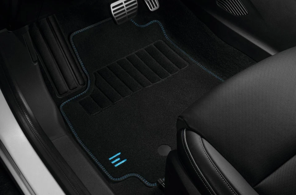 Genuine Renault Arkana E-Tech Carpet Mats 2019-2023 - Image 1 of 1