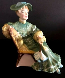 Vintage Royal Doulton Porzellan Figur Lady Ascot grünes Kleid #2356 TOP - Bild 1 von 6