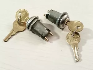 (2 piezas) Interruptor de llave de seguridad de control de puerta de alarma de soldadura hecho en EE. UU. por Hudson - Imagen 1 de 2
