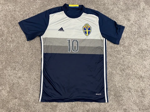 Sweden Away Shirt Soccer Jersey Mens Large adidas SVFF Sverige Ibrahimovic Cover