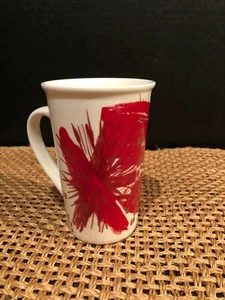 STARBUCKS 2014 Holiday Red Brushstroke Poinsettia 12 Oz. Coffee Cup - Picture 1 of 4
