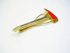 VINTAGE TIE CLIP * FIREMAN TIE BAR * FIREFIGHTER AXE * FORMAL WEAR TIE ACCESSORY - Picture 1 of 3