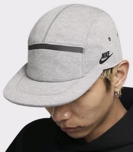 Nike Fly Unstructured Tech Fleece Bill Cap Mütze Grey Heather Gr. M/L HJ3504 063 - Bild 1 von 3