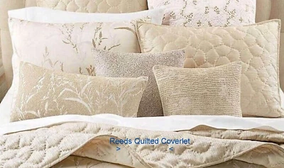 Hudson Park Reeds Queen 92" X 96" Cobertor Acolchado Champagne/Dorado Minorista $415 Foto 1 de 4