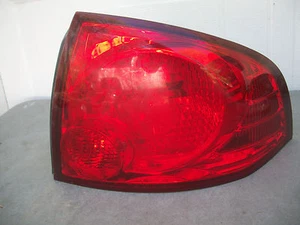 LUZ TRASERA DERECHA ORIGINAL NISSAN SENTRA SE-R 04 05 06 - Imagen 1 de 3
