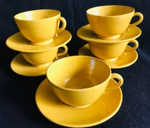 Vintage Italian pottery, cups, saucers, yellow, Cantagalli rooster mark, unique - Picture 1 of 10