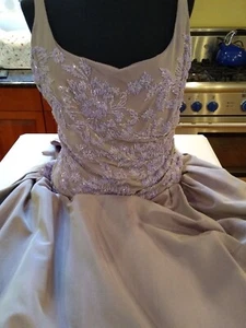 CARMEN MARC VALVO SILK BALL GOWN~LILAC~BEADED~W/SHAWL~LAYERS ~SZ 8~NWOT~VINTAGE - Picture 1 of 12