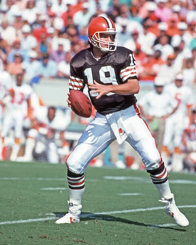 1989 Cleveland Browns BERNIE KOSAR Glossy 8x10 Photo NFL Football Print Poster Cover