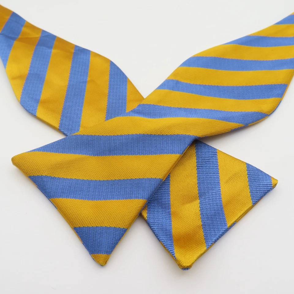 Pajarita PenSee Azul Amarillo Rayas 2.5" Ancho Auto Corbata Seda Hecha a Mano Foto 1 de 4
