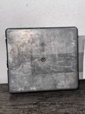 1995 Ford Taurus Electronic Control Module PN: F5DF-GB - Imagem 1 de 4