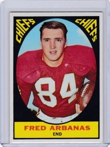 1967 Topps Football Card #70 Fred Arbanas Kansas City Chiefs - ExMt-NrMt - Picture 1 of 2