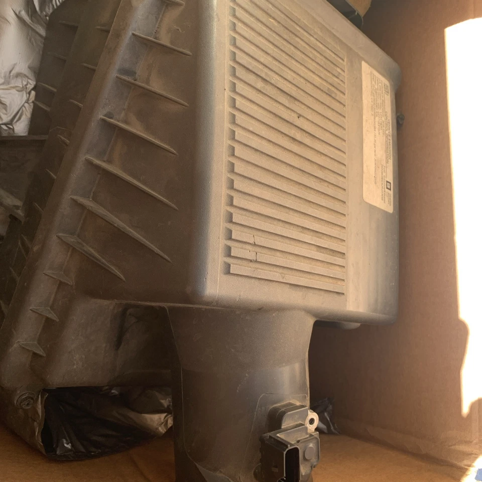 Purificador de aire original GM 23252207 Foto 1 de 1