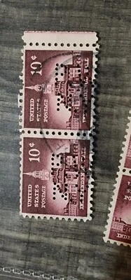 US Stamp Scott# 1044  1956 10c Independence Hall Used Pair -#B386 - Image 1 of 2