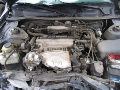 Used Fuel Injection Throttle Body fits: 1999 Toyota Camry 4 cylinder Federal Gra Foto 1 de 4