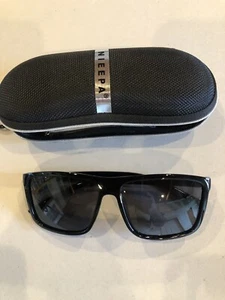 Nieepa Sunglass Black - Picture 1 of 4