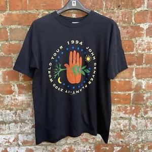 T-shirt vintage anni 90 John Denver Tour grande punto singolo 1994 USA Plant-It 2000 - Foto 1 di 14