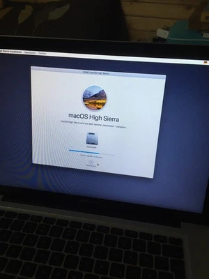 MacBook Pro 2010 15" 2,4 intel i5 Prozessor 8GB Ram in OVP High Sierra neu drauf - Bild 1 von 4