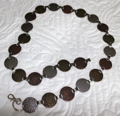 Cinturón de cadena para mujer mediano-grande medallón de metal plateado concho dorado tono cobre Foto 1 de 4