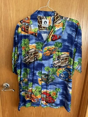 Ocean Current Men’s Hawaiian Shirt w/Woody Cars & Palm Trees ~ Large ~ Rayon - Image 1 of 4