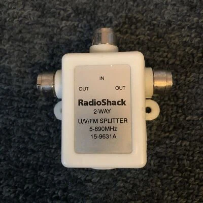 RadioShack 2-Way U/V/FM Splitter 5-890 Mhz 15-9631A - Image 1 of 4