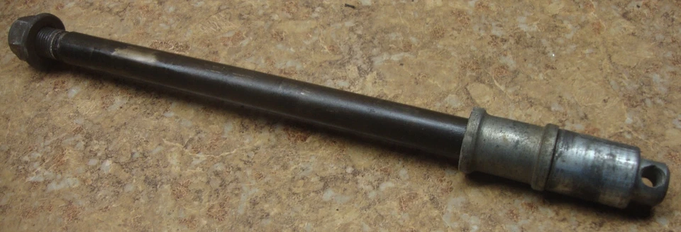 Tornillo de eje trasero 85 Honda Shadow VT500 VT 500 VT500C C 1985 1986 G8 Foto 1 de 1