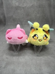 Aphmau MeeMeows Mystery Safari Bee Cat & Under The Sea Jellyfish Plush - Picture 1 of 5