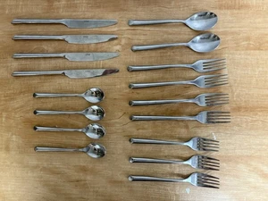 Towle WAVE Posate Acciaio Inox Stile Moderno Collezione Living 17 Pezzi Eleganti - Foto 1 di 5
