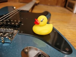 Ruber Duck Yellow Guitar Knob Bass Accessory Custom Ducky Novelty Hobbys - Picture 1 of 6