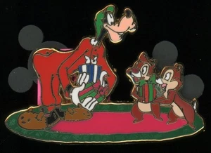 DS Goofy Chip and Dale Christmas Mystery Disney Pin 58667 - Picture 1 of 1