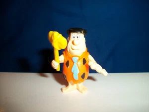 FRED w/ CLUB Kinder Surprise Figure K95 FLINTSTONES '94 - Picture 1 of 6